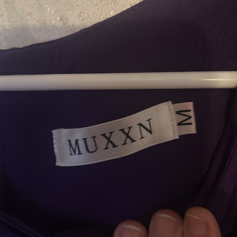Elegant Purple Midi Dress with Waist Belt - Picture 6 of 6